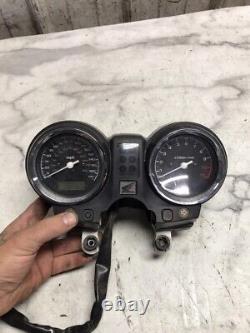 02 Honda CB900 CB 900 F Hornet Gauge Meter Speedometer Speedo Tachometer Tach