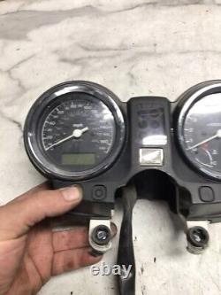 02 Honda CB900 CB 900 F Hornet Gauge Meter Speedometer Speedo Tachometer Tach