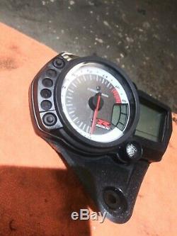 06 09 GSXR 600 750 SPEEDO TACH GAUGES DISPLAY CLUSTER SPEEDOMETER 2720 miles