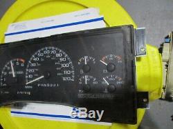 2000 Yukon Speedometer Cluster Guage Instrument Odometer Dash Display