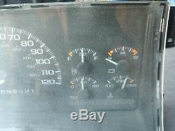 99 00 Escalade/ Tahoe Lmt/ Yukon Instrument Cluster