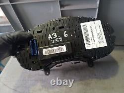 Genuine Audi A3 8P instrument cluster 8P0920930D speedometer petrol 84,116KM