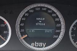 W204 C180 speedometer instrument cluster speedometer 260 km/h manual transmission A2045402648 VDO